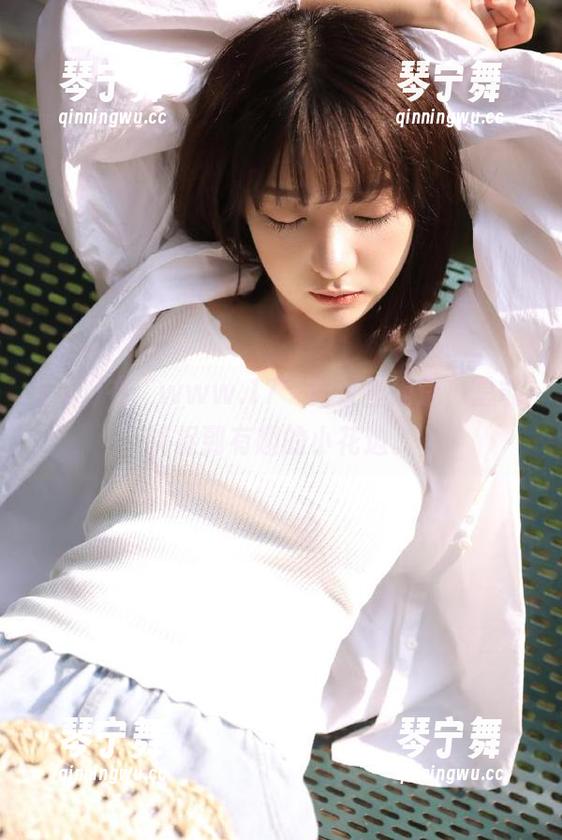 在“www.17”网址里闲逛，总能捕捉到有趣的小花边。