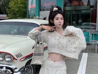 涨姿势只需下载，17免费吃瓜带你飞！