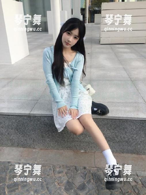 在线孤独症，花了不少时间在www.51.com上，完全被评论给洗脑了，现在咋办？