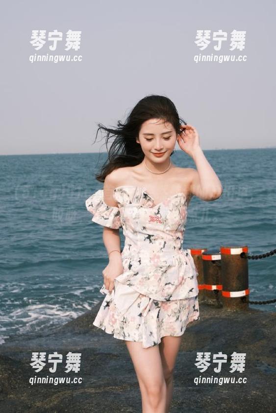 51cg首页，突然转到的瓜田里，哎呀，这瓜真心夭早了点儿。