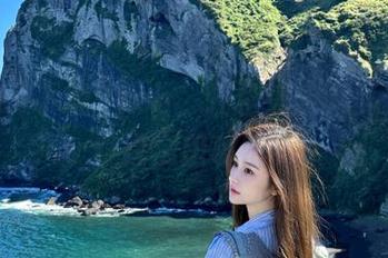下载51cg，轻松搞定八卦，快来窥探瓜田秘密！