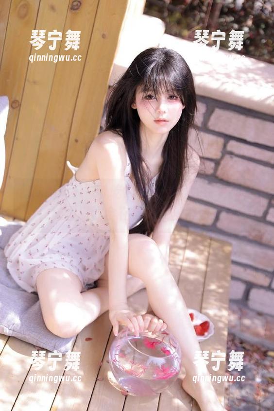 “51吃瓜”的爆料地址更新了！新星旧闻全在这儿，多得你挑！