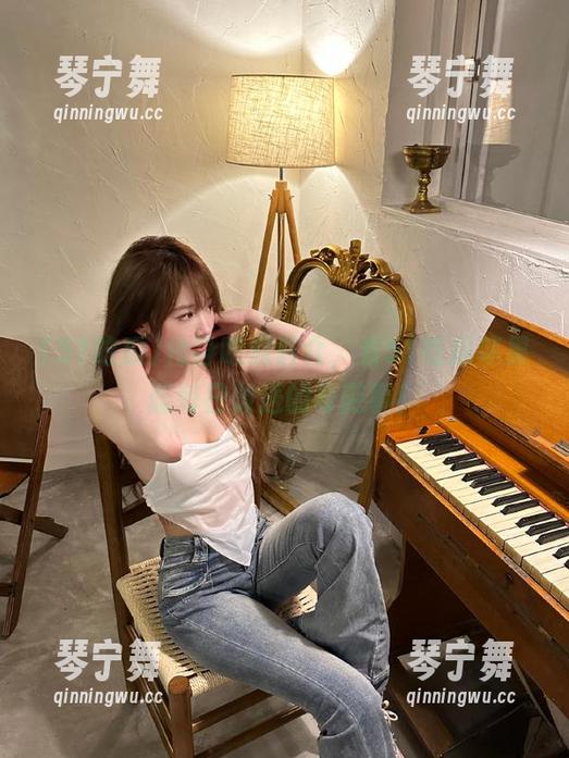化身吃瓜群众，看51吃瓜苹果版每日放送的奇葩事！