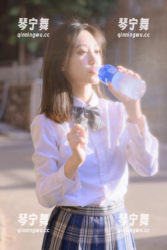 52吃瓜 安卓App里的52吃瓜,搭乘八卦快车,随时随地不停歇!