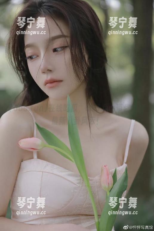 在线吃瓜，655.fun带你领略最新八卦风云！