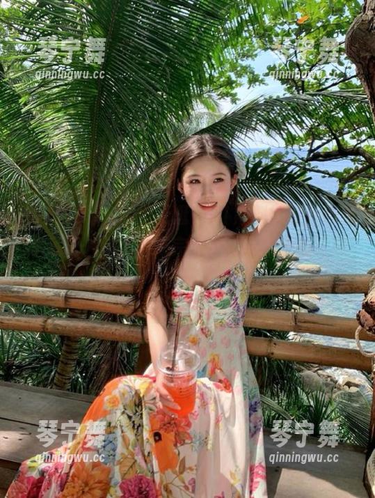 在网页上逛，91黑料的原汁原味永远让人怀念，吃完这次，果然又心花怒放！