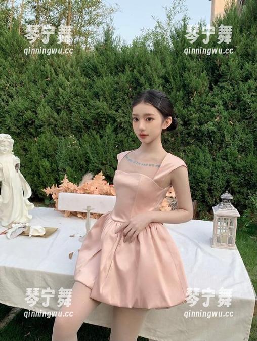 中午吃饭没事做？赶紧点开91黑料网传送门，冲刺gossip吧！
