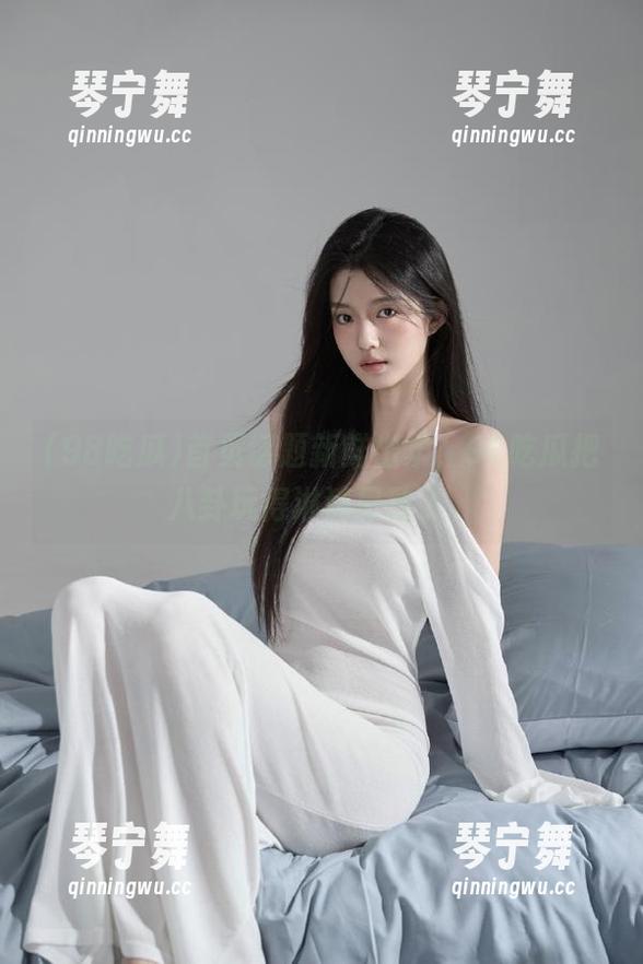 首页话题新鲜出炉，98吃瓜把八卦玩得淋漓尽致了。