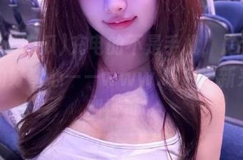 充电的不是手机，是我继续吃瓜的好奇心——www.吃瓜更新来了，别错过！