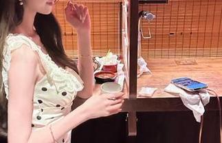 一起吃瓜，ios上论翰林府的人际关系多纠结啊