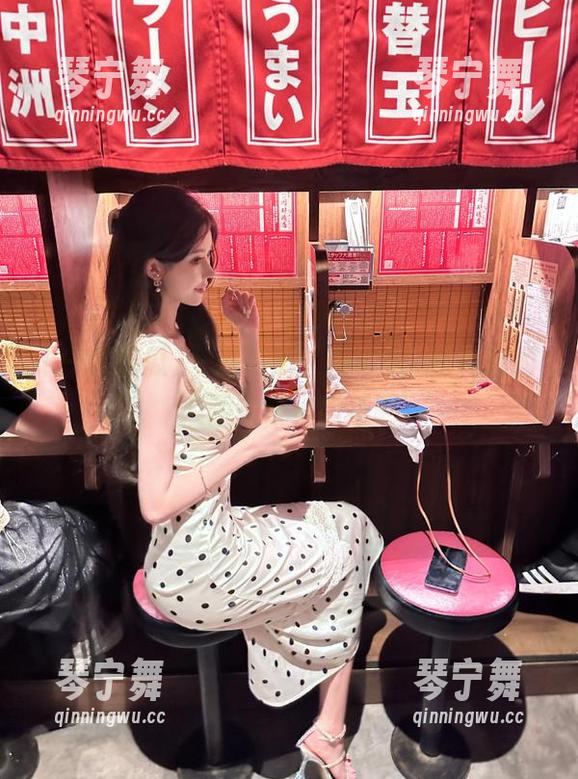 一起吃瓜，ios上论翰林府的人际关系多纠结啊