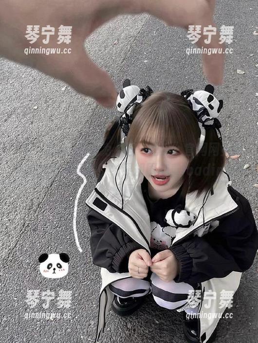我以为“五一吃瓜”官网网页版会给我带来精彩，结果却围绕着loading转圈圈…