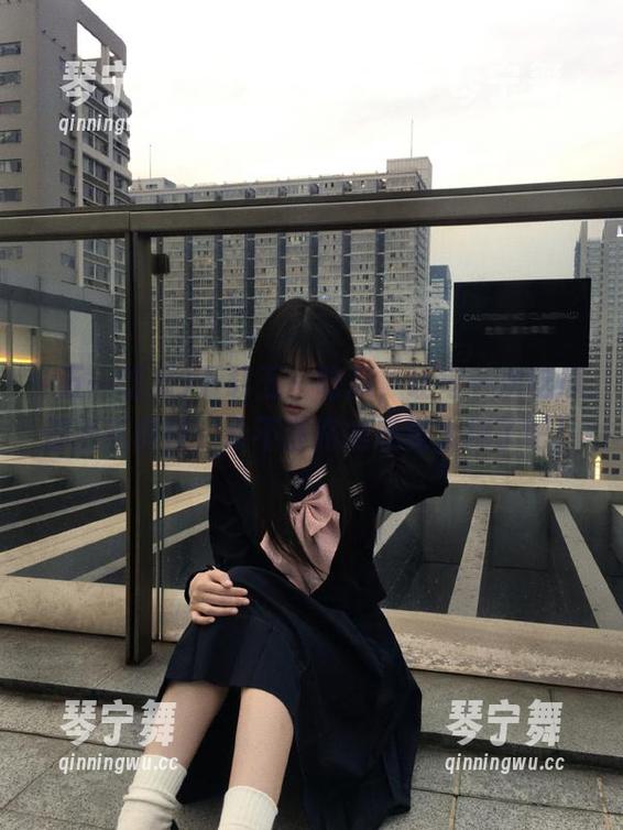 下载五一吃瓜，让每一次吃瓜都洒脱随性，永不迷路的感觉太棒了吧！