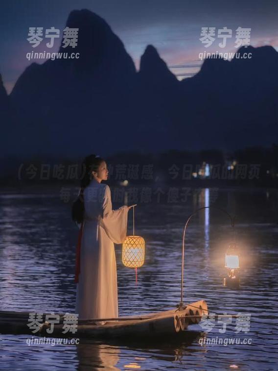 有种荒诞感，今日吃瓜的网页每天更新时我像个傻子在等