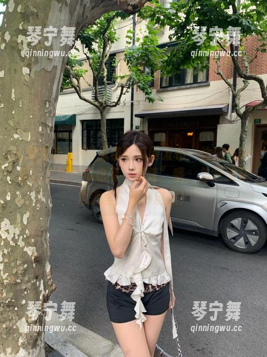 免费吃瓜网发布：偷偷告诉你，我的吃瓜也有“高管”哦，总是躲在角落里，难得自爆！