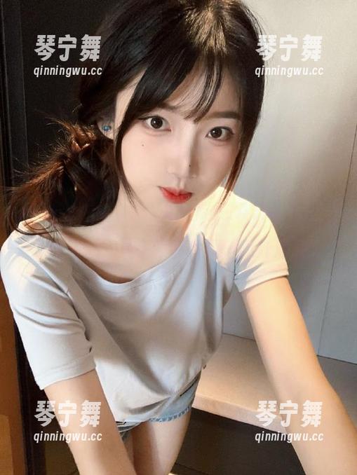 爱吃瓜的你，快来体验吃瓜518苹果版，几乎没有负担，瓜汁满满
