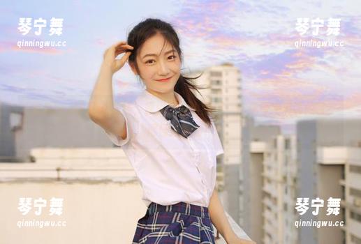 吃瓜tv在线，原以为是小甜瓜，结果看完满嘴的苦，得怪这剧情！