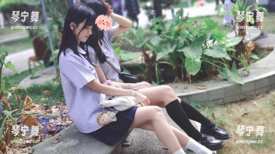 在“91朝阳群众吃瓜网”发布后，我愣住了，果然是个吊胃口的地方啊…