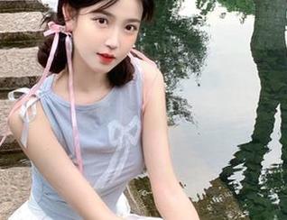 在线刷新“我爱吃瓜51”，每天都是一场关于爱情和丑闻的无休止大会。