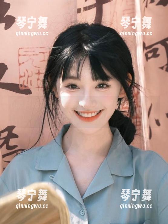 黑料吃瓜网站，在线为你提供八卦俯瞰视角！