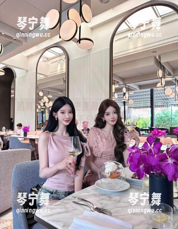 历史查询在线：黑料正能量真是个吃瓜不分昼夜的地方！