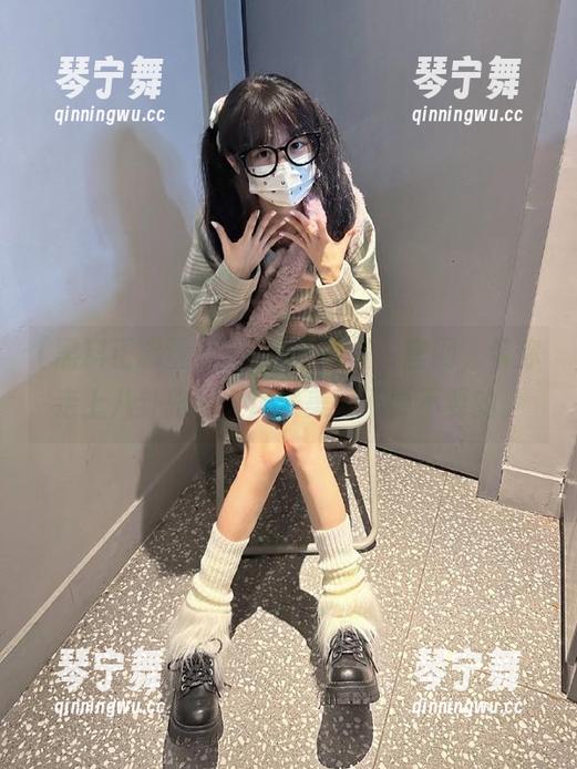 “黑料正能量”官网，带你走上八卦路线，风景美得不要不要的。