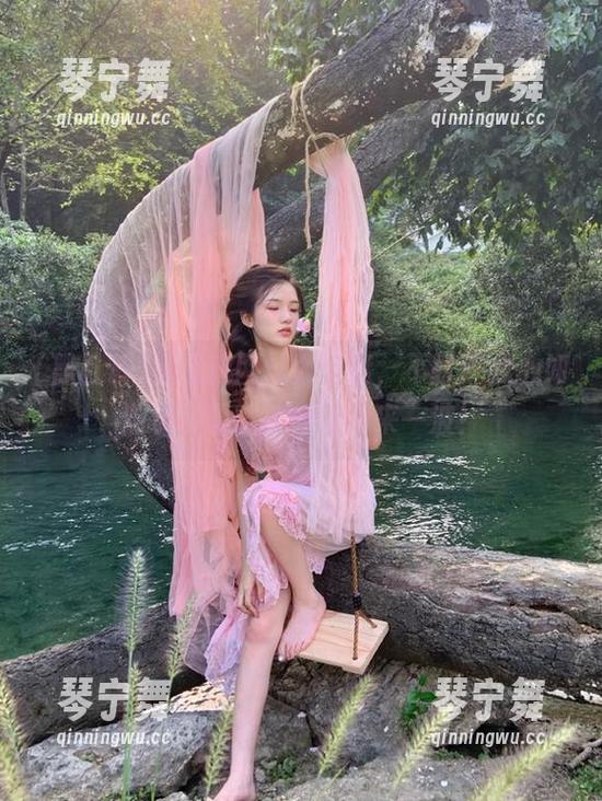 黑社料网址太沉迷，不打烊我心如潮水，嘎嘣脆的新闻来一波！